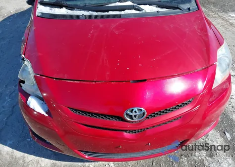 2008 Toyota Yaris z USA, uszkodzony, nr VIN JTDBT903384033044